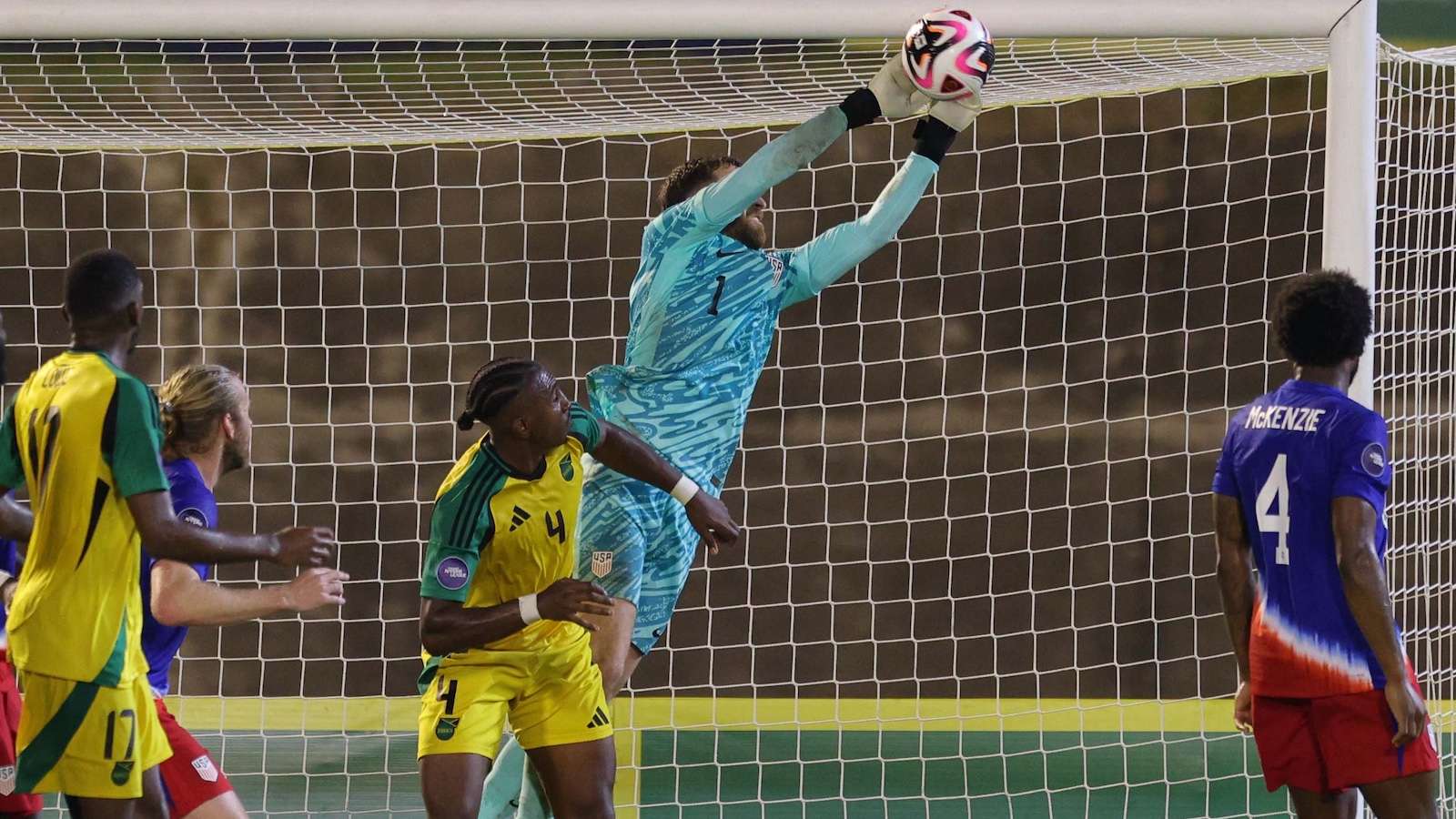 定成败的关 定成败的关